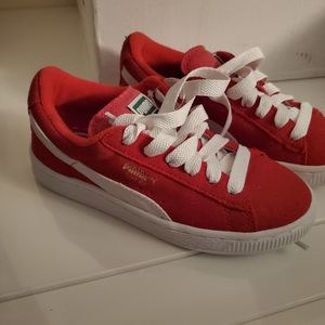 Brand new Puma Red low top retro sneakers